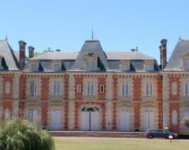 EHPAD Château Pomerol : EHPAD à Bassens