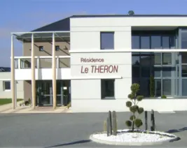 Résidence le Théron : Résidence Service Senior à Salmiech