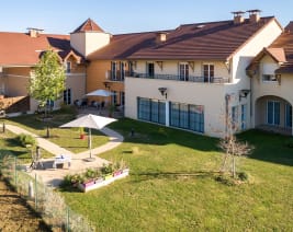 Residence de Courcelles : EHPAD à Rochefort-sur-Nenon