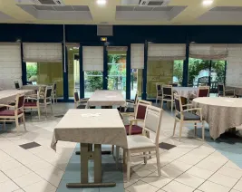 EHPAD Un Jardin Ensoleille : EHPAD à Saint-Cannat