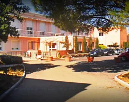 Residence Marignane - Résidence les Grands Pins : EHPAD à Marignane