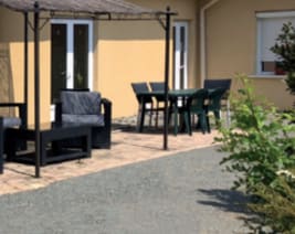Résidence les Thuyas : Résidence Service Senior à Nervieux