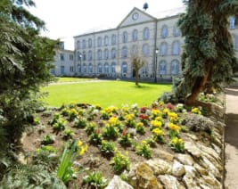 EHPAD Pierre Lebrun : EHPAD à Neuville-aux-Bois