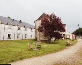 Residence Hostellerie du Chateau : EHPAD à Lorcy