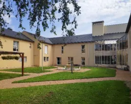 Foyer-Logement les Tamaris : Résidence Service Senior à Vernoil-le-Fourrier
