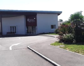 EHPAD Résidence Perrine Thulard : EHPAD à Évron