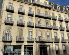 EHPAD le Castel Bristol : EHPAD à Royat