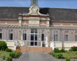 EHPAD Malézieux Briquet : EHPAD à Crépy