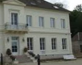EHPAD le Château de Challeau : EHPAD à Dormelles