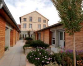 Marpa Lou Castelou : Résidence Service Senior à Villefranche-d'Albigeois