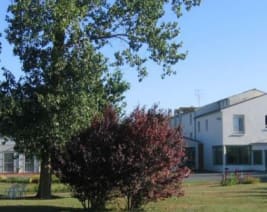 EHPAD Sainte-Bernadette Maison de Retraite : EHPAD à Champagné-les-Marais