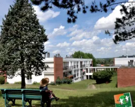 Résidence les Pins : Résidence Service Senior à Pont-de-l'Arche