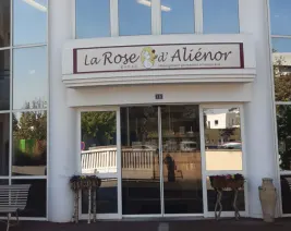EHPAD la Rose d'Aliénor : EHPAD à Poitiers