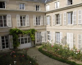 EHPAD Grand'maison des Sacrés-Coeurs : EHPAD à Poitiers