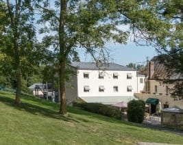 Le Manoir : EHPAD à Bray-et-Lû
