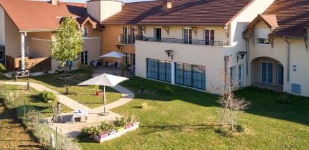 Residence de Courcelles : EHPAD à Rochefort-sur-Nenon