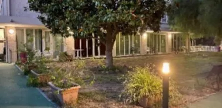EHPAD Lou-Jas : EHPAD à Ollioules