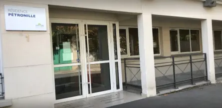 Résidence Petronille : EHPAD à Villepinte