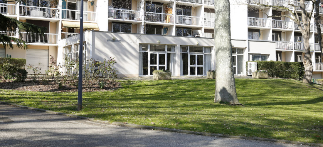 Residence le Parc Résidence Service Senior à IssylesMoulineaux (92130) Maisons de retraite